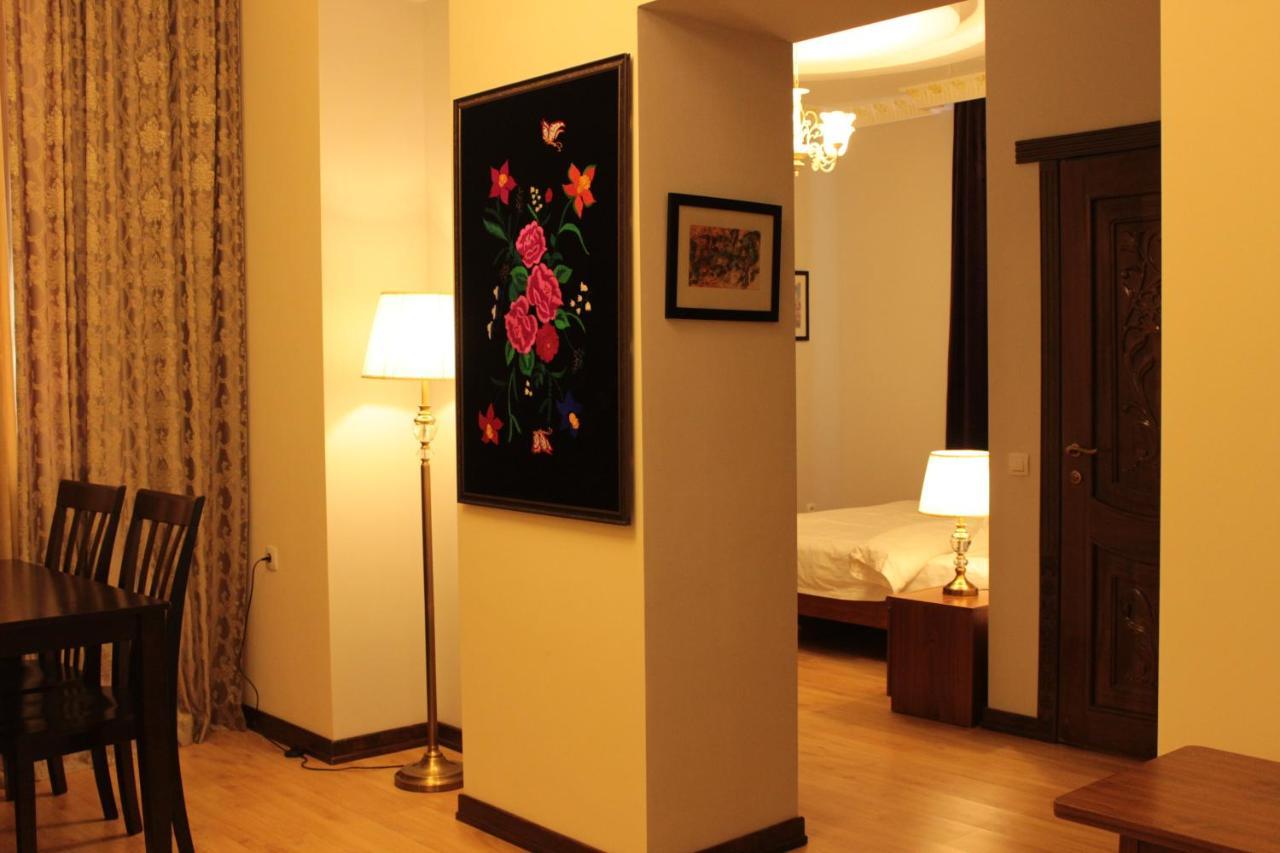 KOK-ART Hotel Jalal-Abad Exterior foto